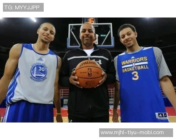 库里感慨黄蜂退役父亲球衣期待亲历这一历史时刻